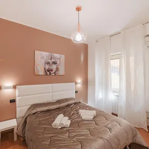 https://fontana-vecchia.taorminaitalyhotels.com