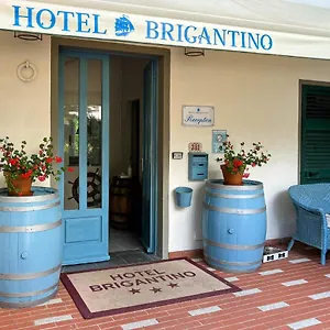 https://hotel-brigantino.it-tuscanyhotel.com